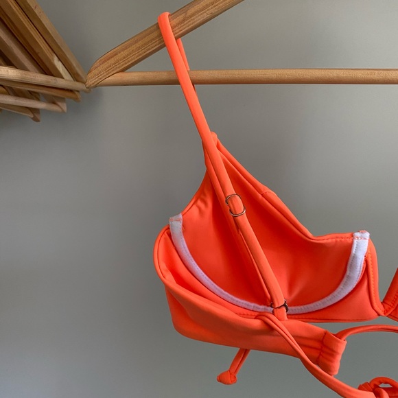 V Underwire Neon Orange Bikini Top - SHEIN Size S - Picture 4 of 5